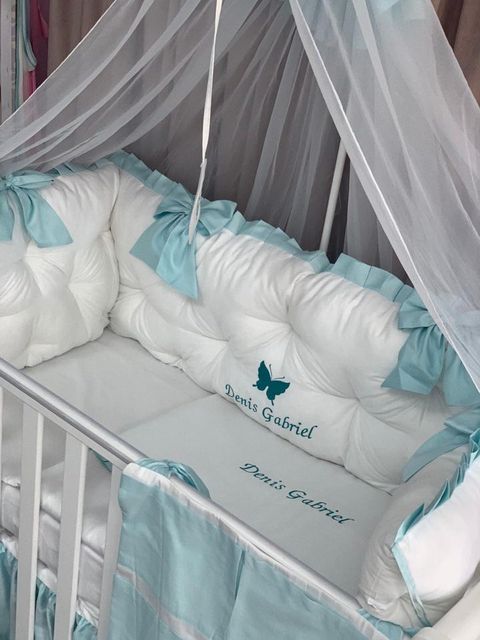MB140829 PEPPIbambini ROYAL White Mint Denis – 11 Piezas Juego de Ropa de Cama para Cuna, 100% Algodón con bordado + Mosquitera - Imagen 4